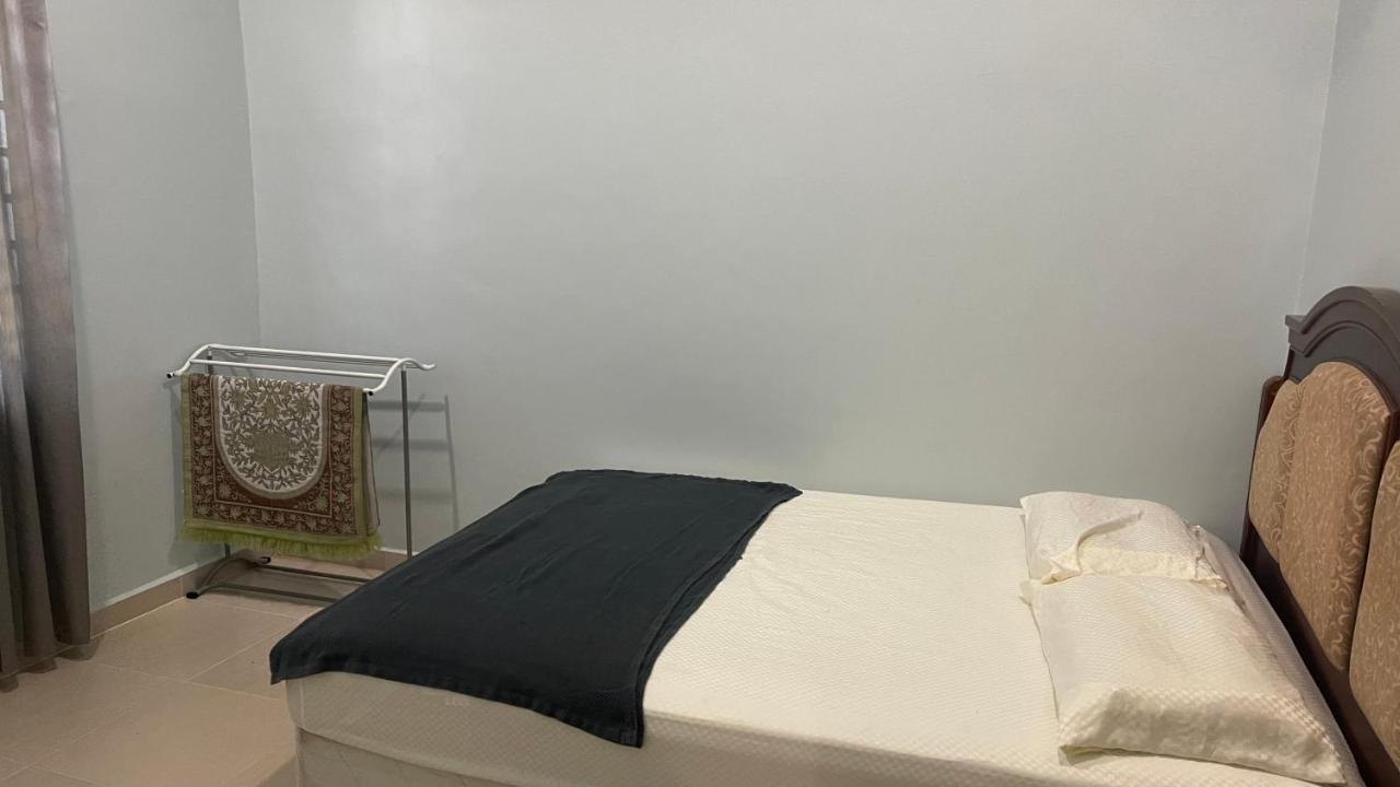 Nikmat Homestay Riyadh Kampong Tuan Mandak Екстериор снимка